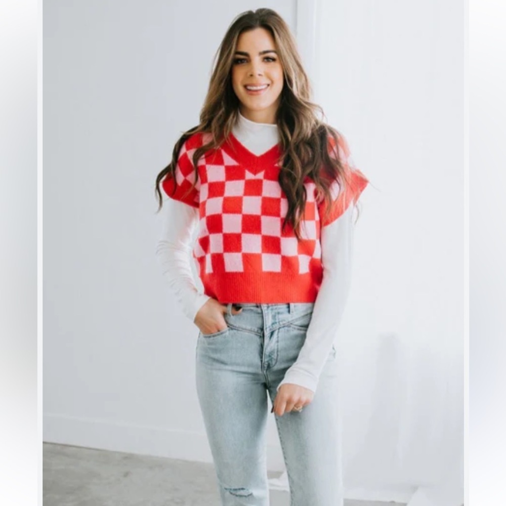 First Love V-Neck Sweater in Pink and White NWOT 🆕